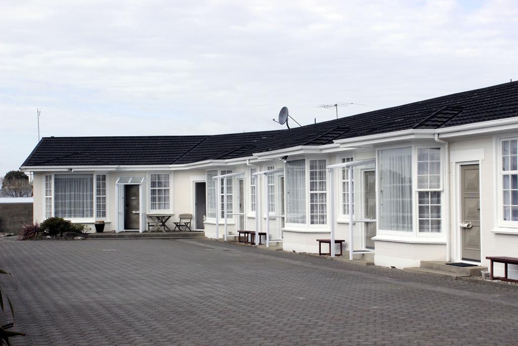 Colonial Motel Інверкаргілл Екстер'єр фото